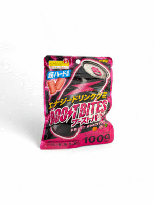En påse med det japanska energigodiset Meiji Boost Bites Fruit Emotion i svart och rosa, mot en vit bakgrund.