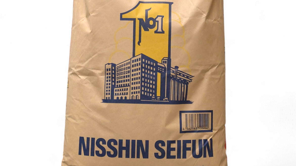 Säck med Nisshin Seifun Vetemjöl No.1 – perfekt för ramenproduktion, 25 kg